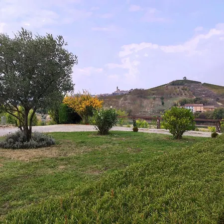 Semesterbostad Casa San Rocco Castelnuovo (Asti)